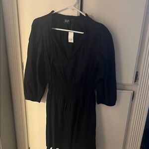 GAP Elegant Black Dress with Gathered Sleeves